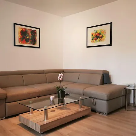 公寓 Central-apt At Lake, Citycenter 5min, Fair 18min!!! *